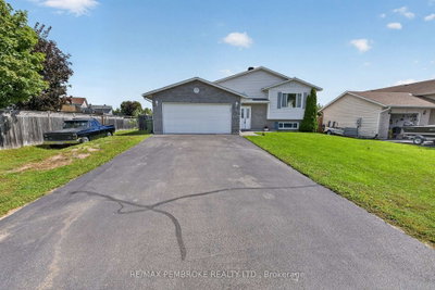 4 Winfield Street • Petawawa, ON photo 4