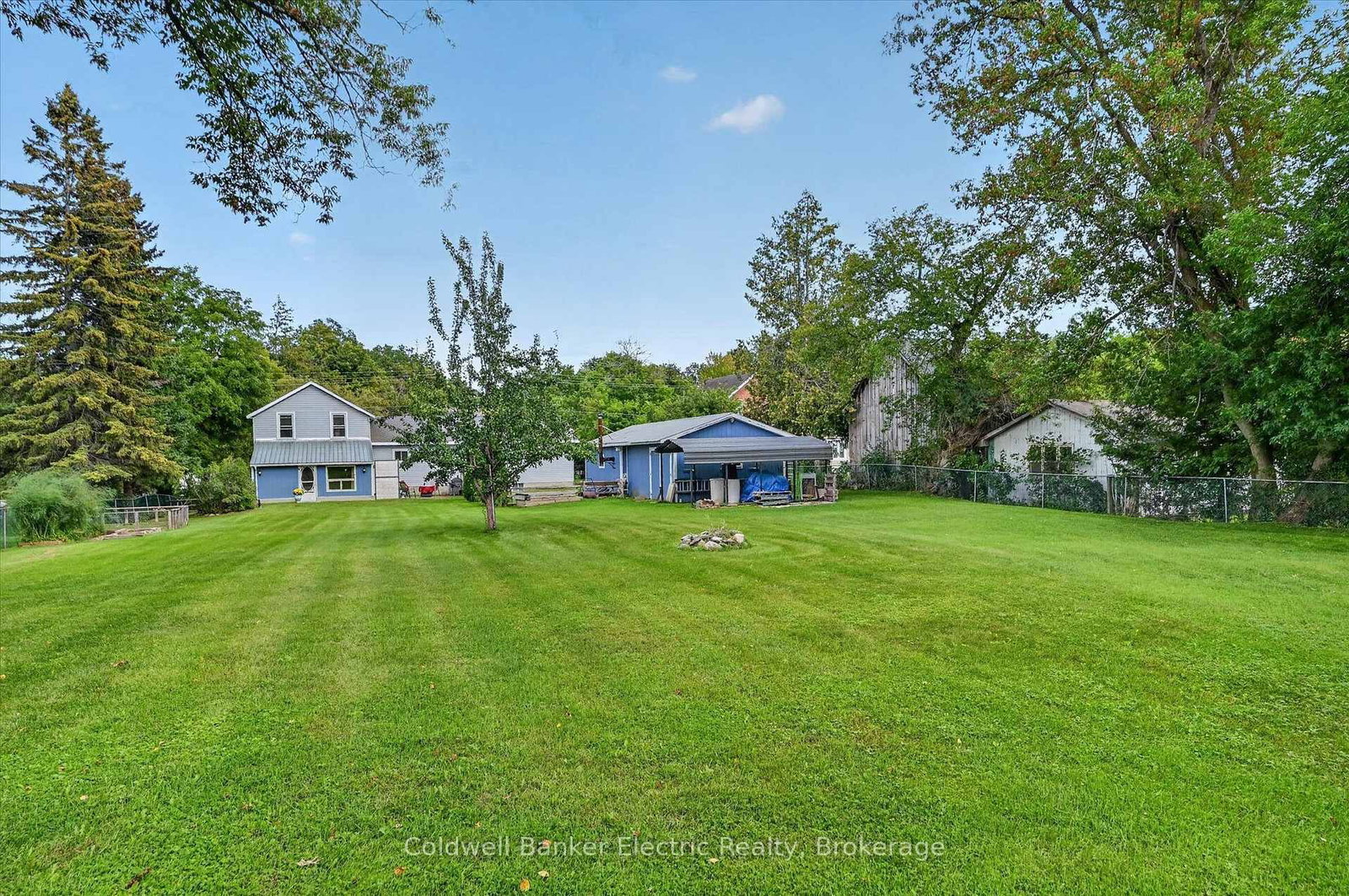 7 Main Street • Cavan Monaghan, ON photo 36