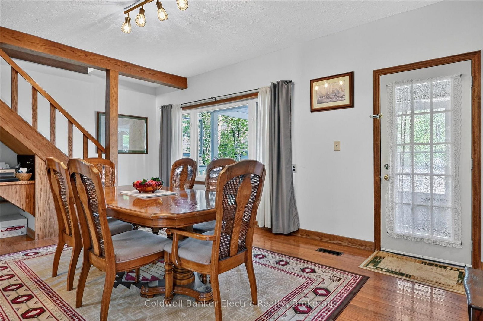 7 Main Street • Cavan Monaghan, ON photo 6