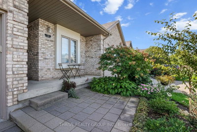 1571 Coronation Drive • #3 • London North, ON photo 3