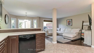 994 Mapleridge Street • London North, ON photo 9