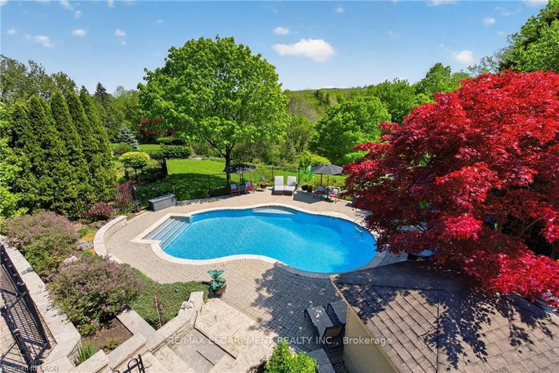 120 JEROME PARK Drive