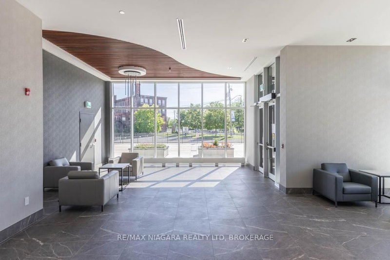 302 - 57 Lakeport Road