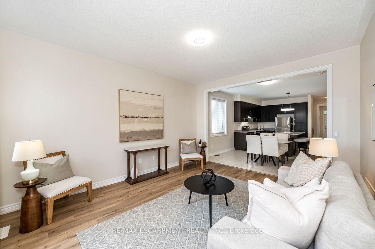 37 Middleton Avenue • Centre Wellington, ON photo 16