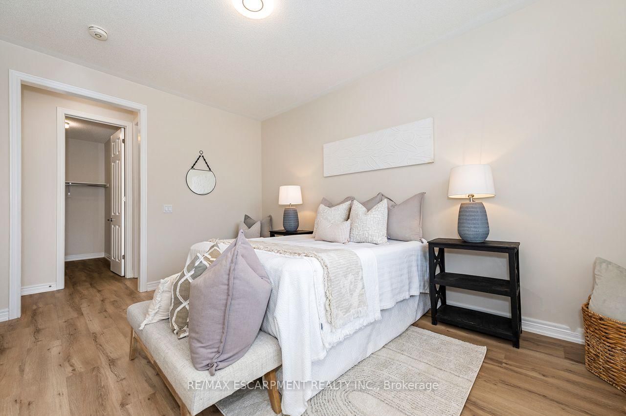37 Middleton Avenue • Centre Wellington, ON photo 19
