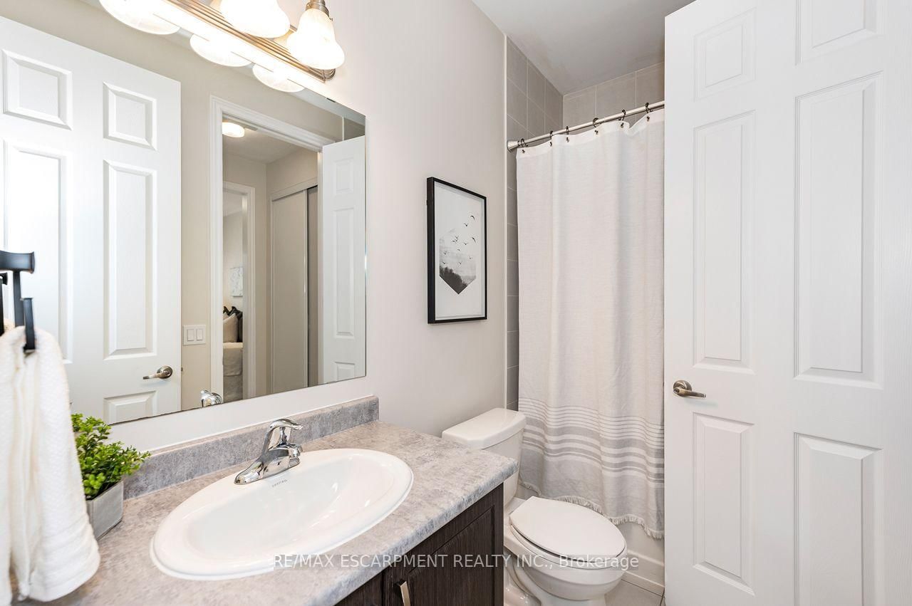 37 Middleton Avenue • Centre Wellington, ON photo 25