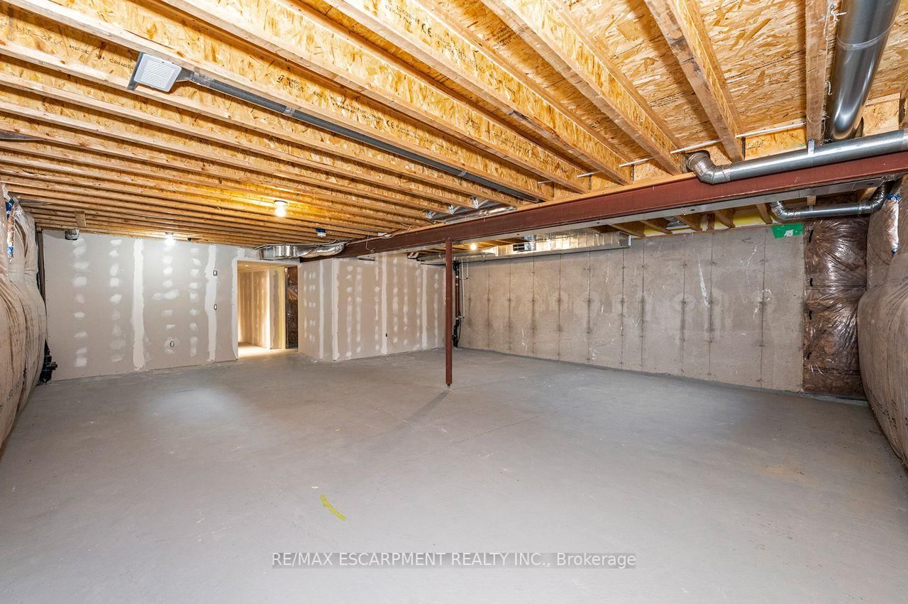 37 Middleton Avenue • Centre Wellington, ON photo 28