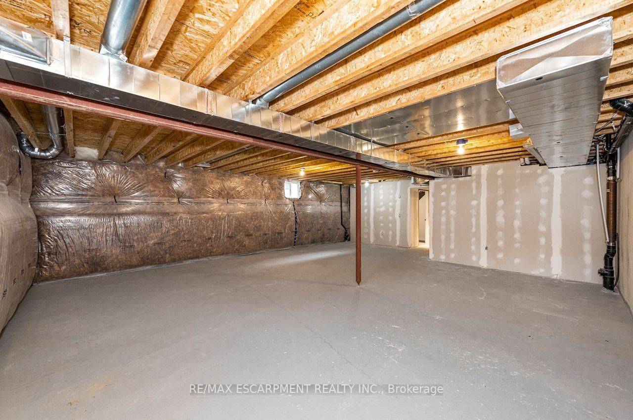 37 Middleton Avenue • Centre Wellington, ON photo 29