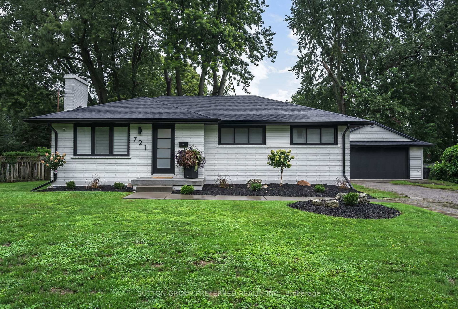 721 Inverness Avenue, London North