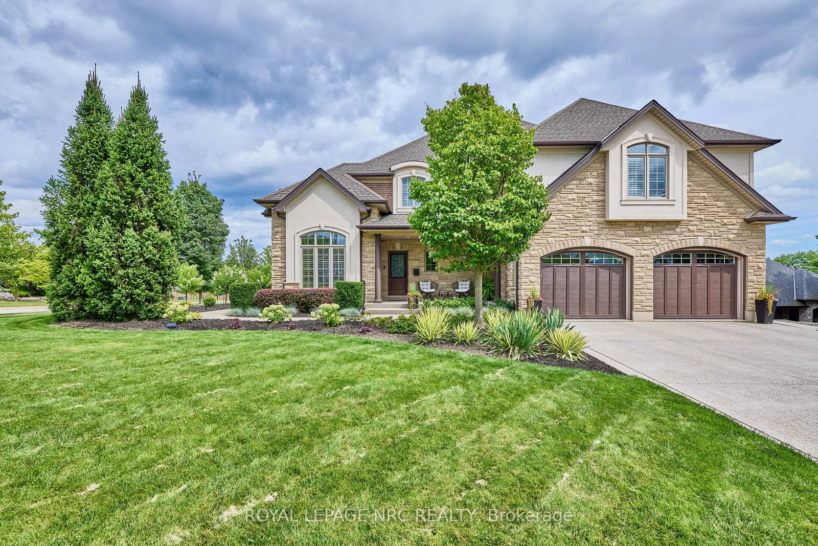 34 Marlene Stewart Drive • Pelham, ON photo 1