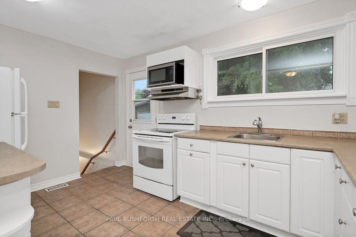 62 Ashburn Drive • Ottawa, ON photo 5
