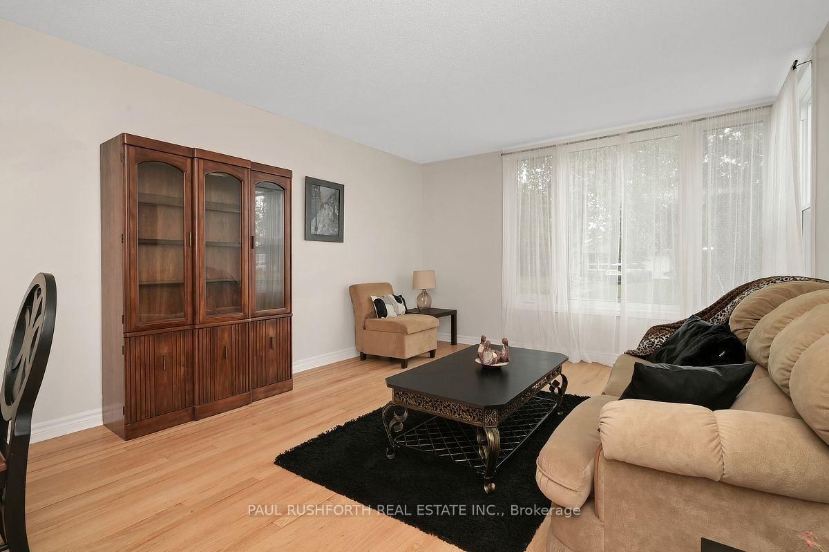 62 Ashburn Drive • Ottawa, ON photo 9