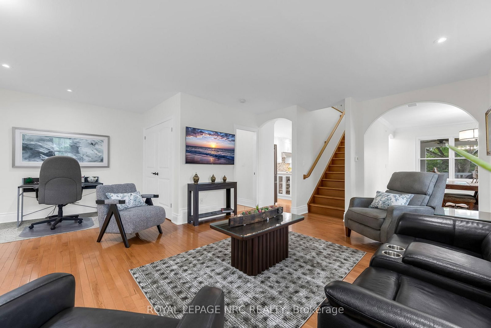 1239 Pelham Street • Pelham, ON photo 11