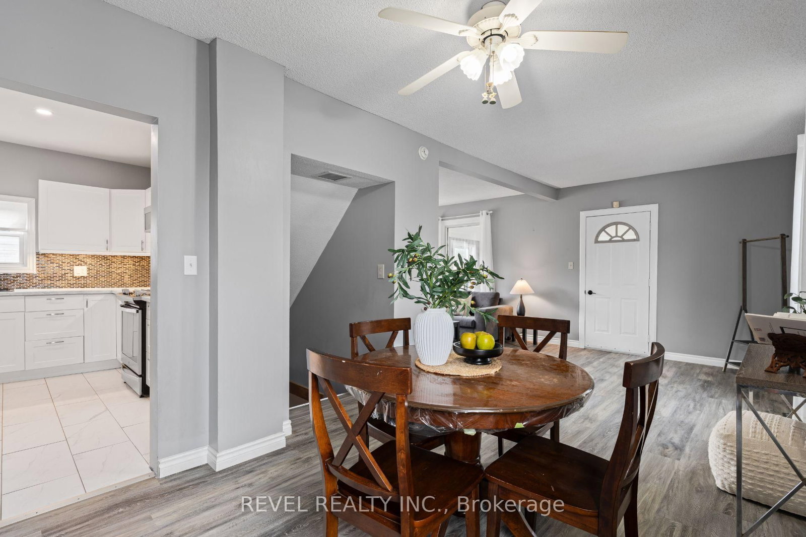 3 1/2 Dundonald Street • St. Catharines, ON photo 11