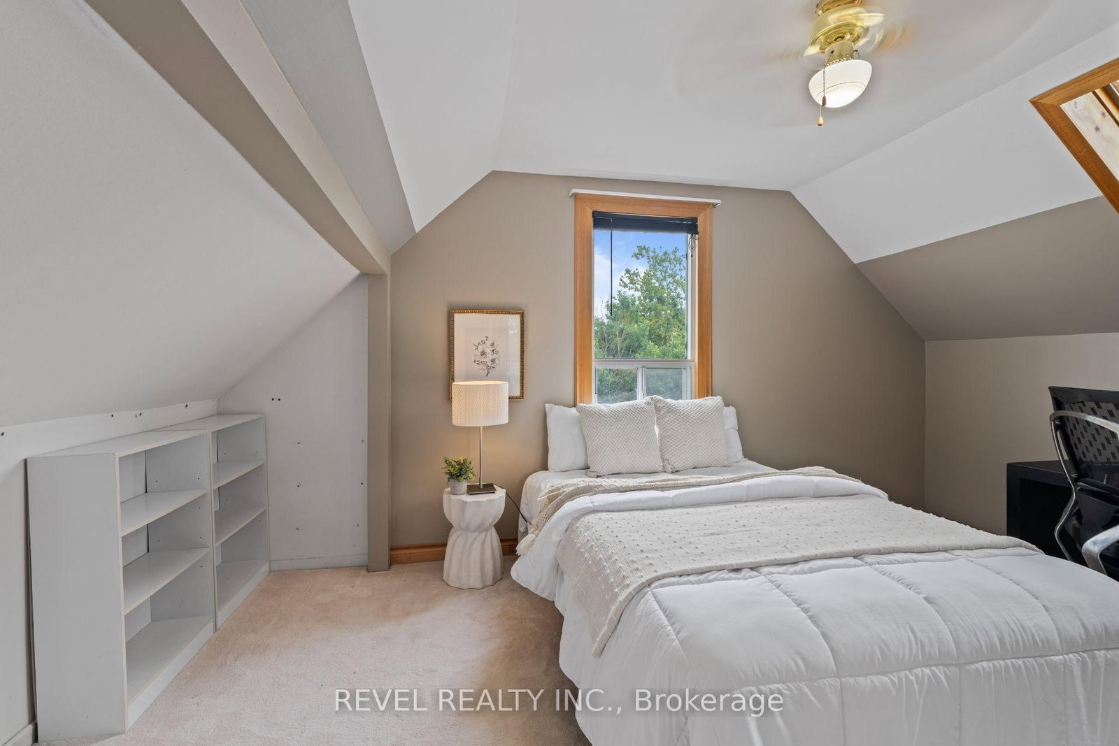 3 1/2 Dundonald Street • St. Catharines, ON photo 22