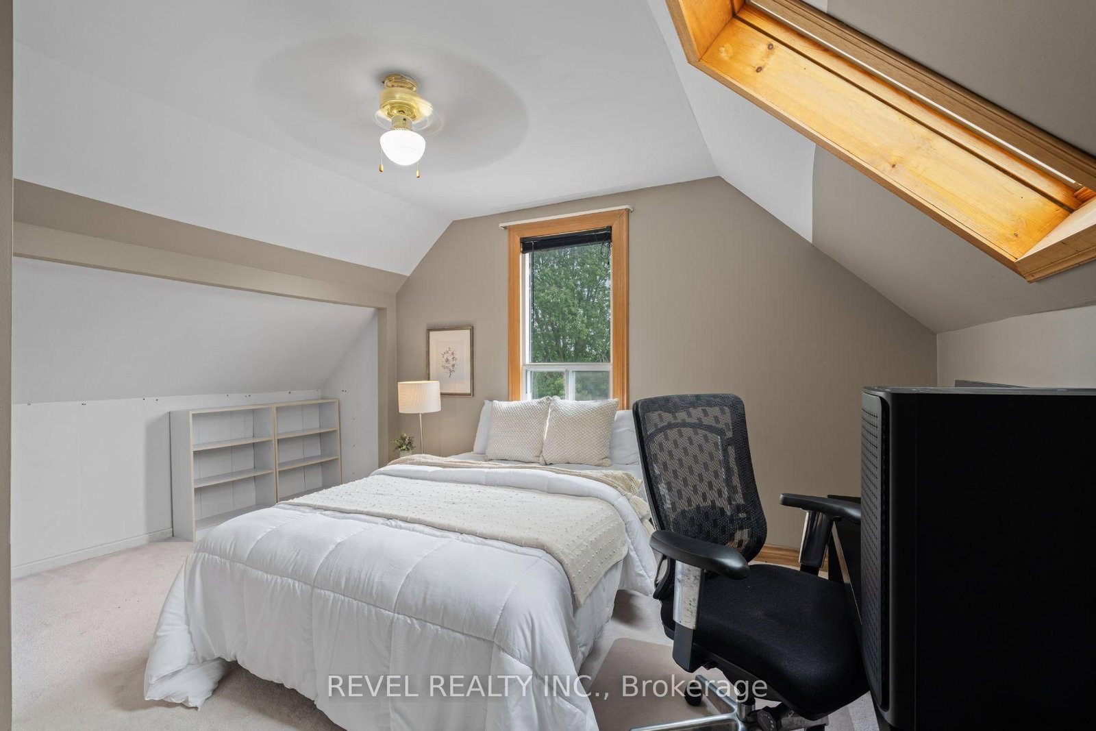 3 1/2 Dundonald Street • St. Catharines, ON photo 23