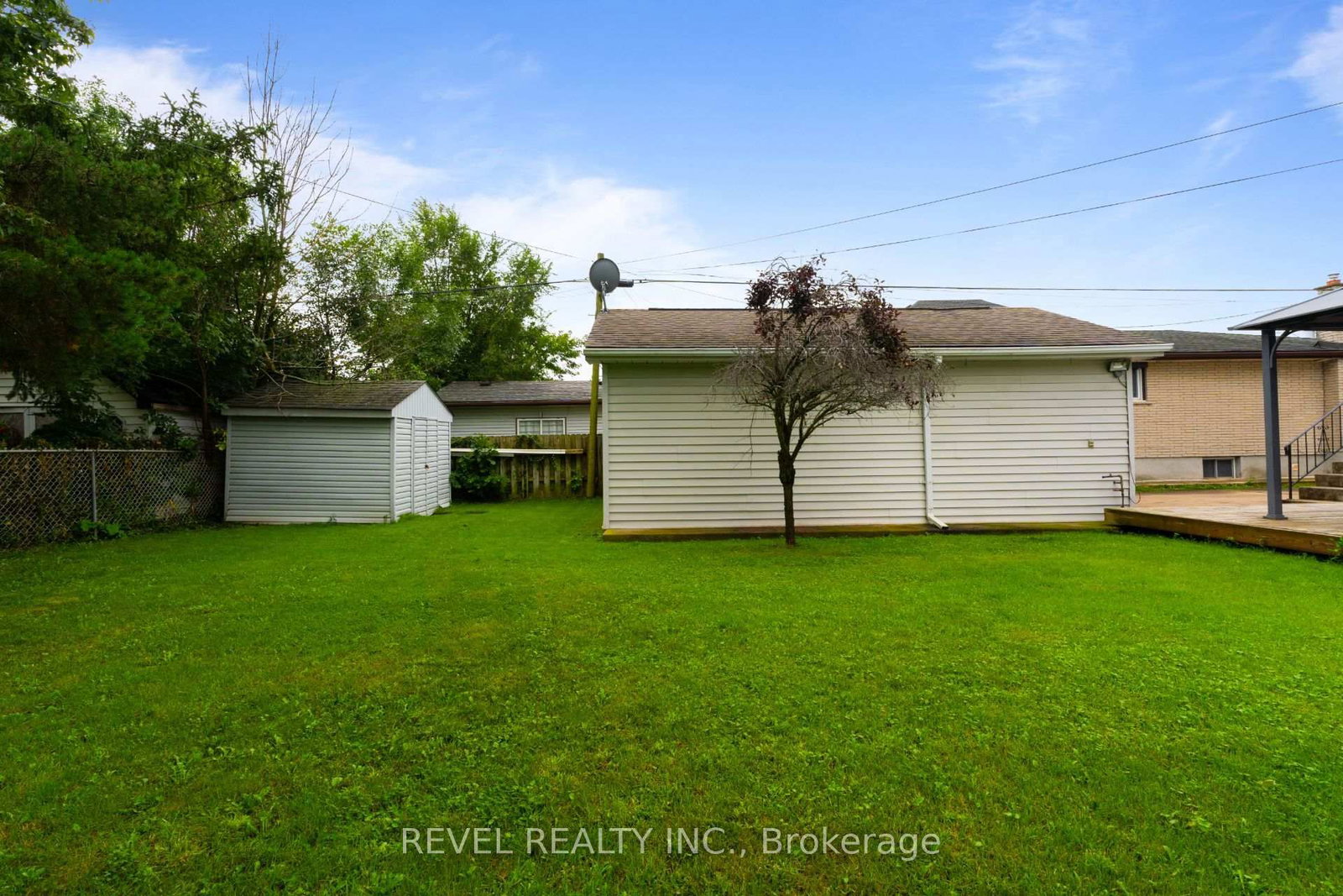 3 1/2 Dundonald Street • St. Catharines, ON photo 39