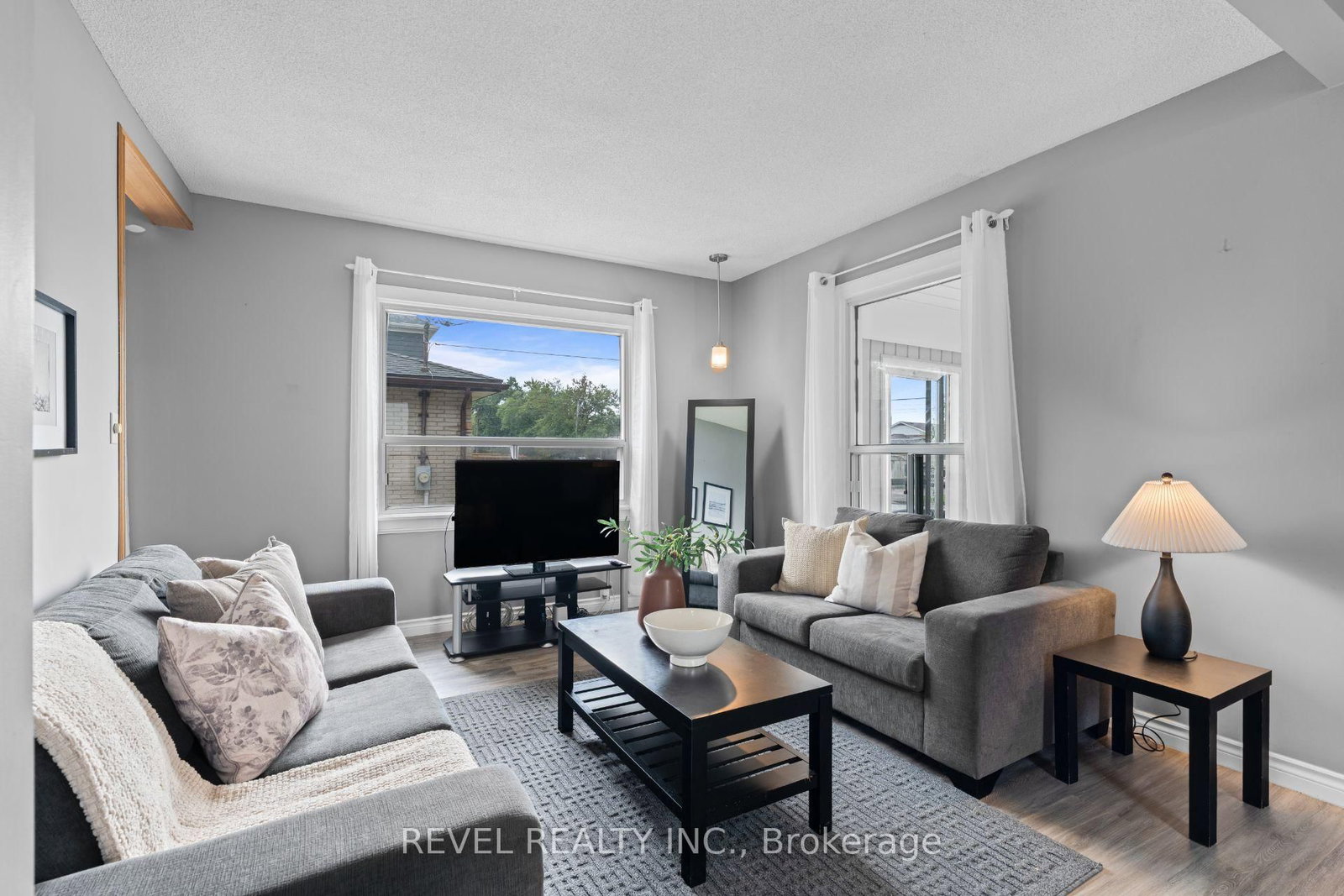 3 1/2 Dundonald Street • St. Catharines, ON photo 9