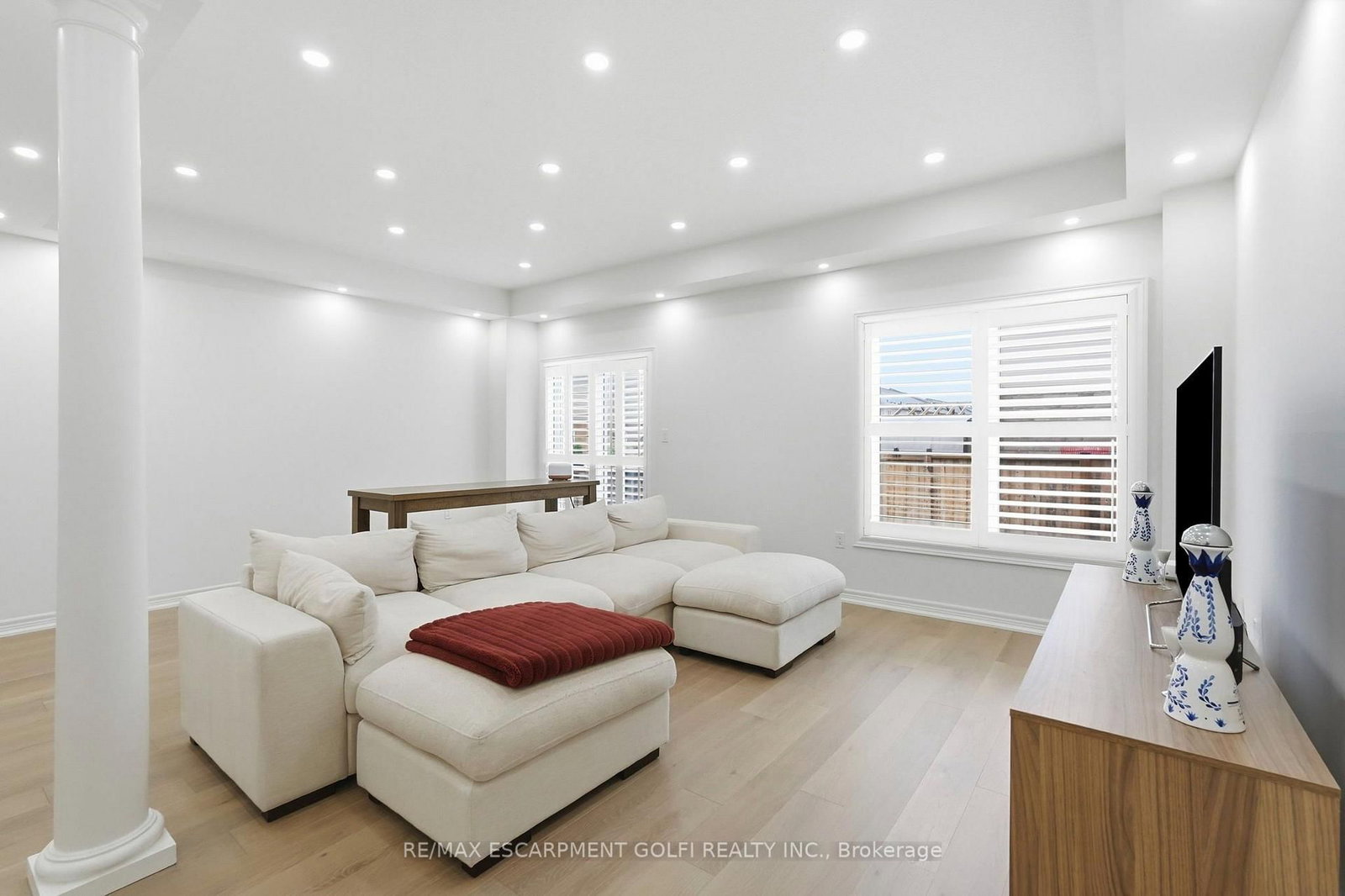 87 Rockledge Drive • Hamilton, ON photo 10