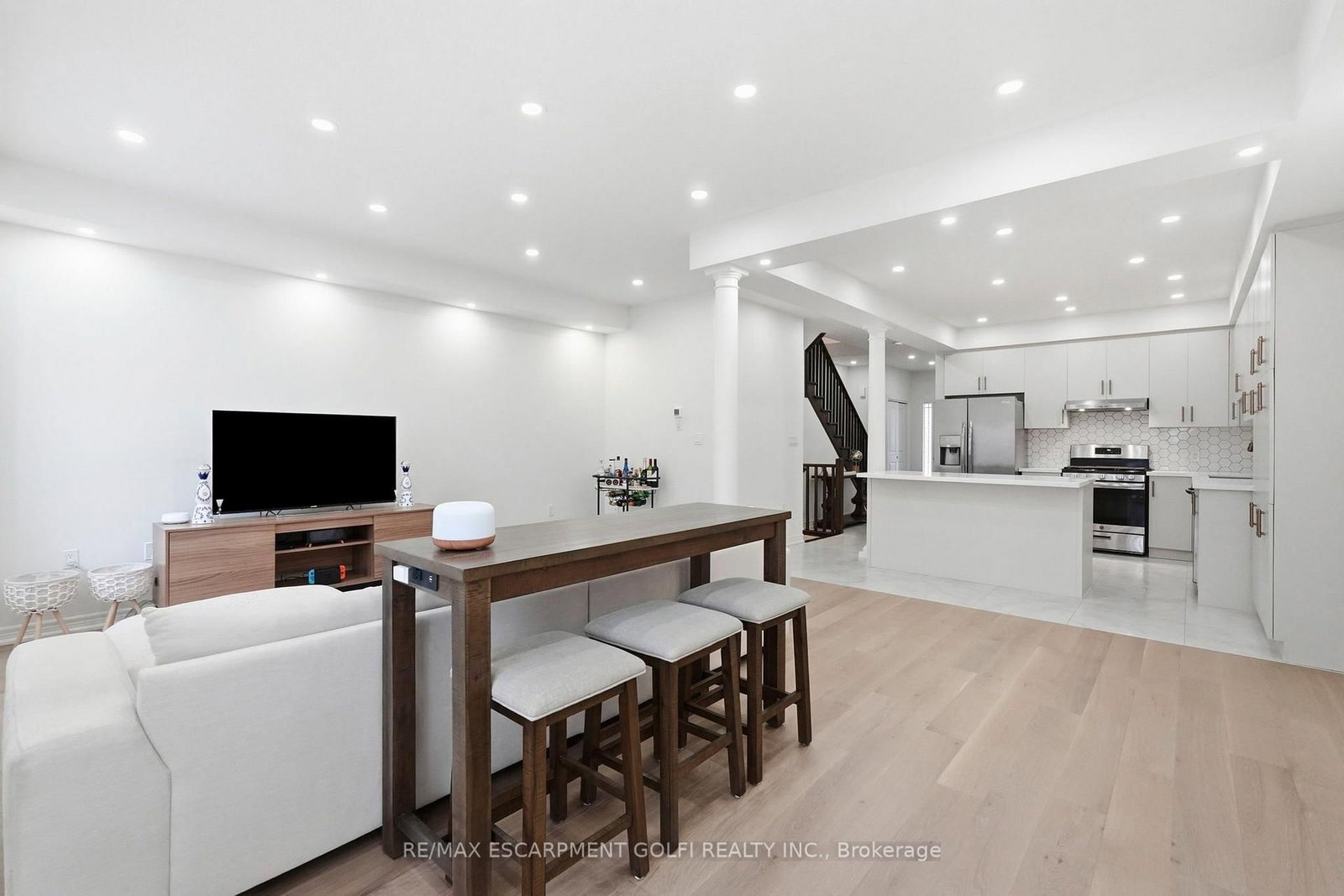 87 Rockledge Drive • Hamilton, ON photo 13