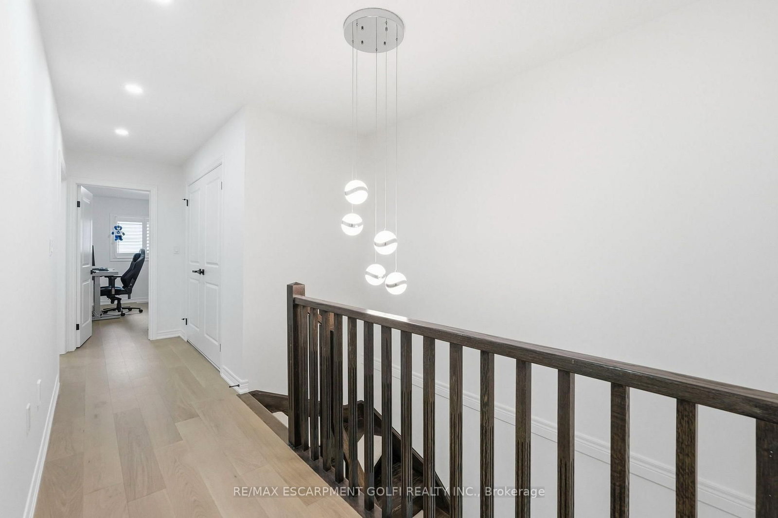 87 Rockledge Drive • Hamilton, ON photo 15