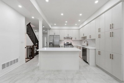87 Rockledge Drive • Hamilton, ON photo 5