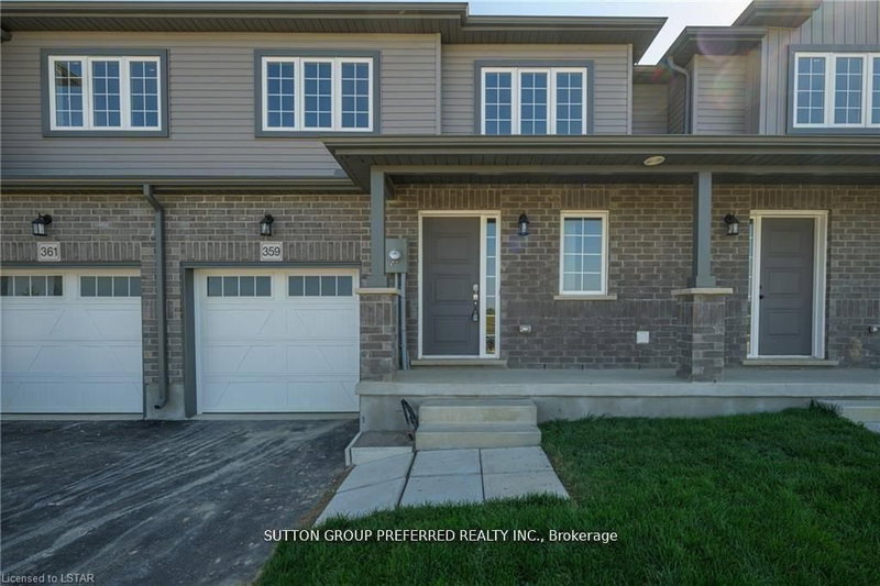 359 KENNINGTON Way