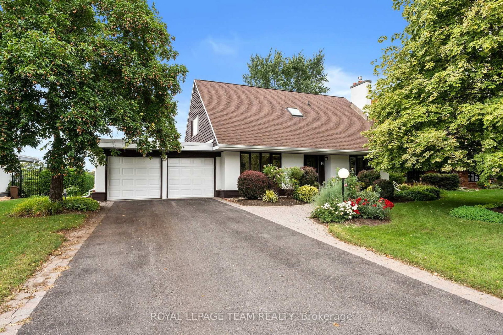 14 Lismer Crescent • Kanata, ON photo 1