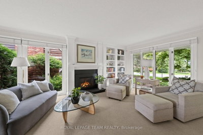 14 Lismer Crescent • Kanata, ON photo 3