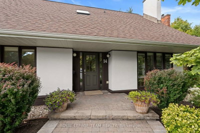 14 Lismer Crescent • Kanata, ON photo 6