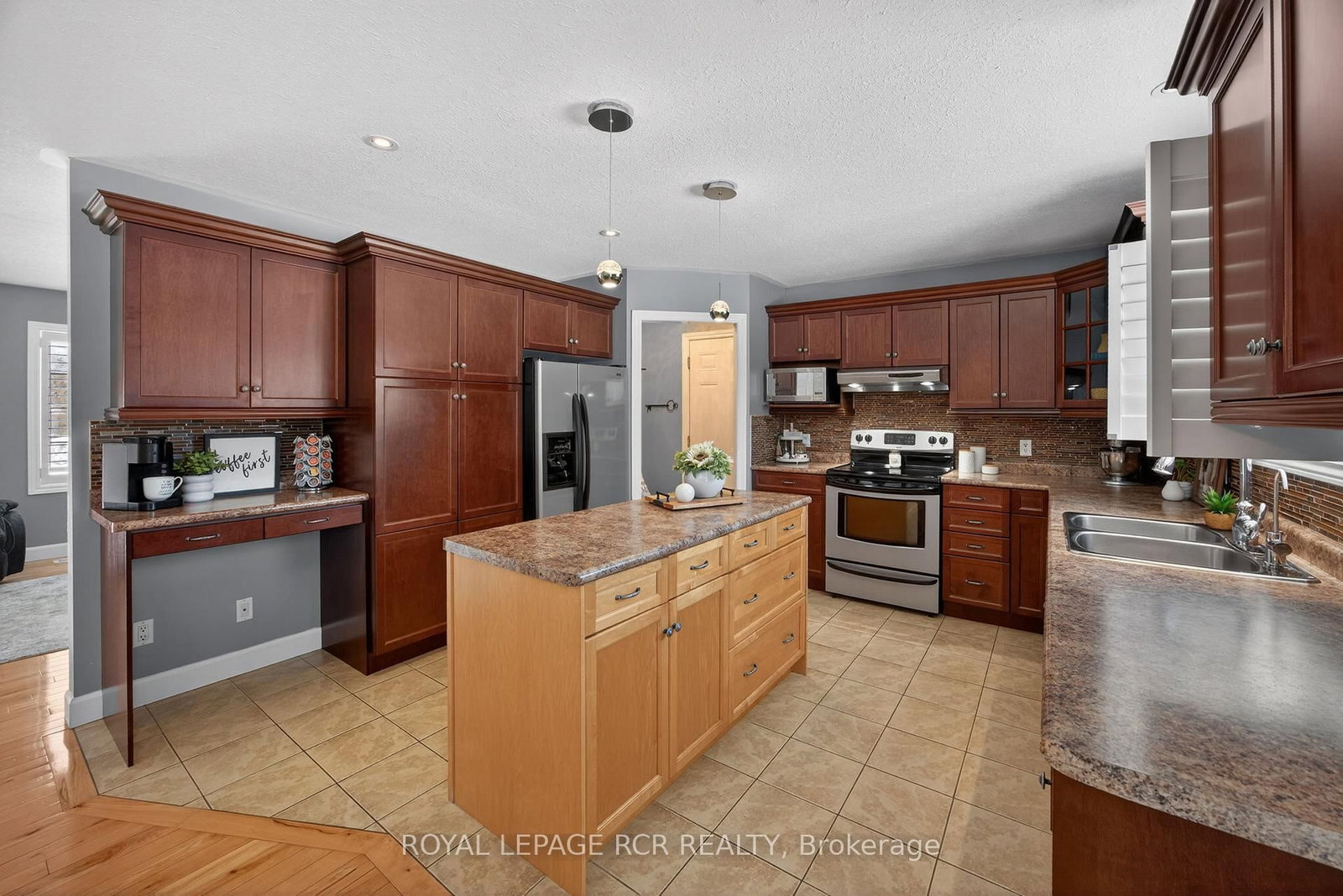 17 Deaken Drive • East Luther Grand Valley, ON photo 10