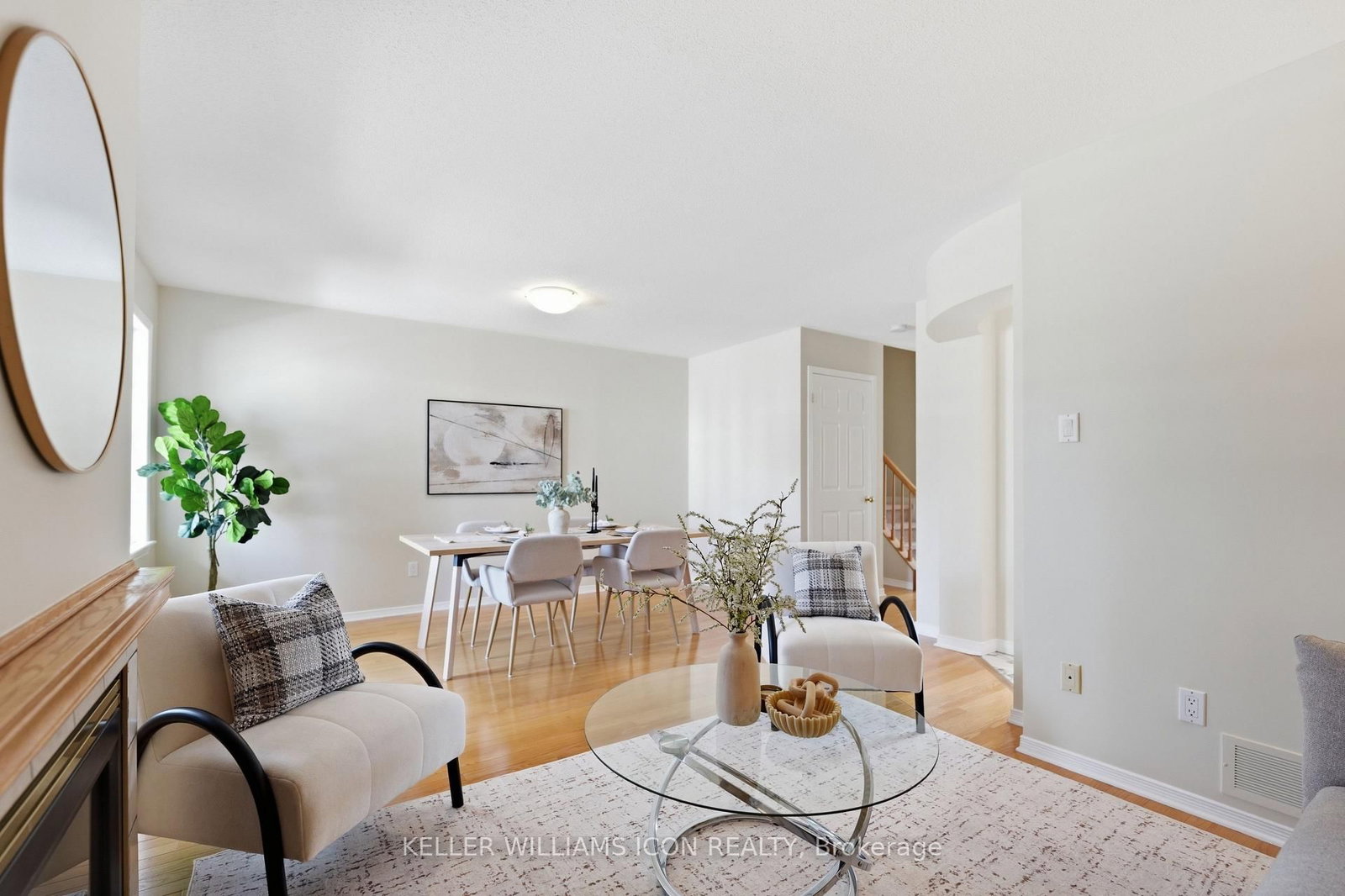43 Thornbury Crescent • Ottawa, ON photo 16