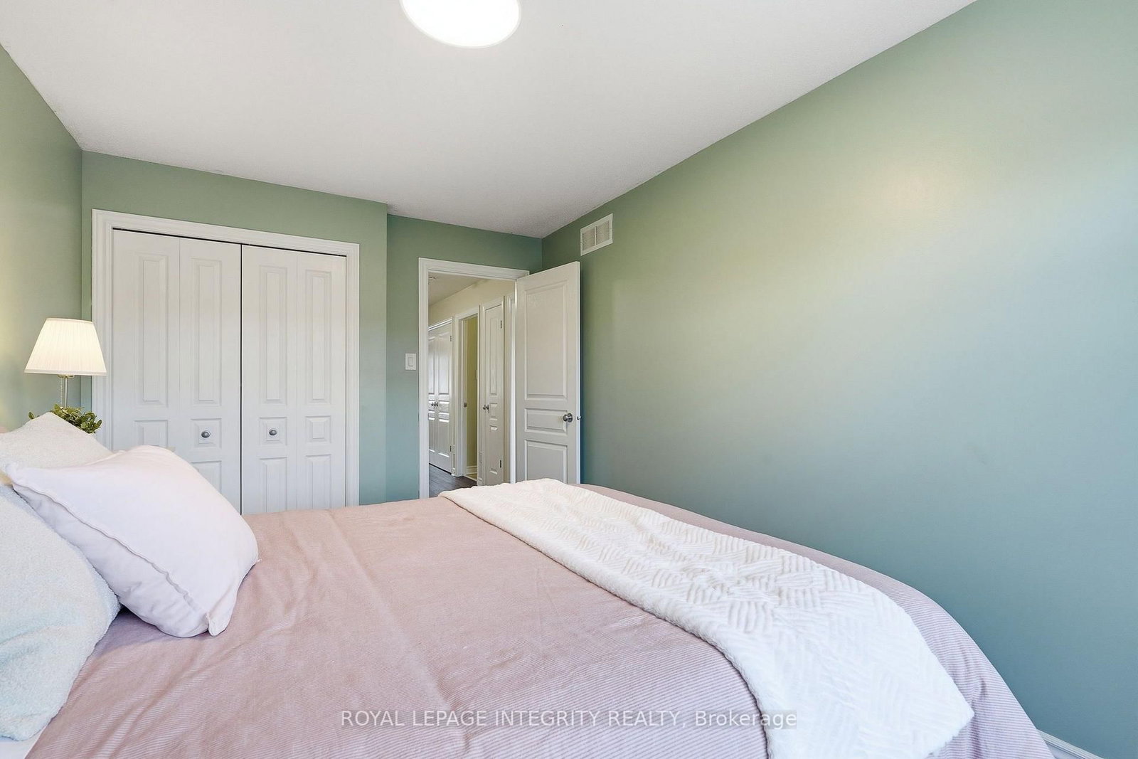 427 Sultan Street • Ottawa, ON photo 21