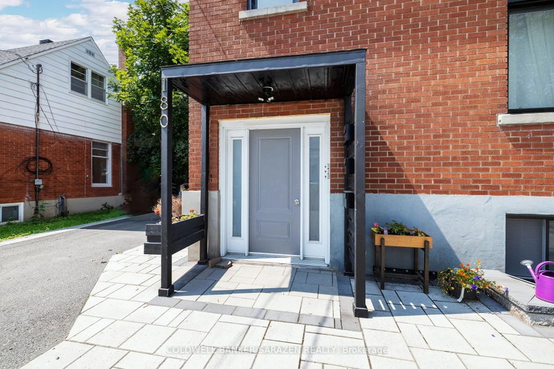 3 - 180 Woodroffe Avenue