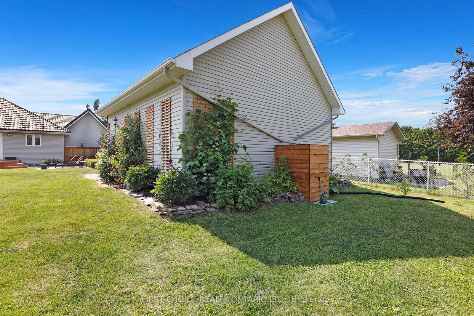 5857 Trudeau Avenue • Vars, ON photo 18
