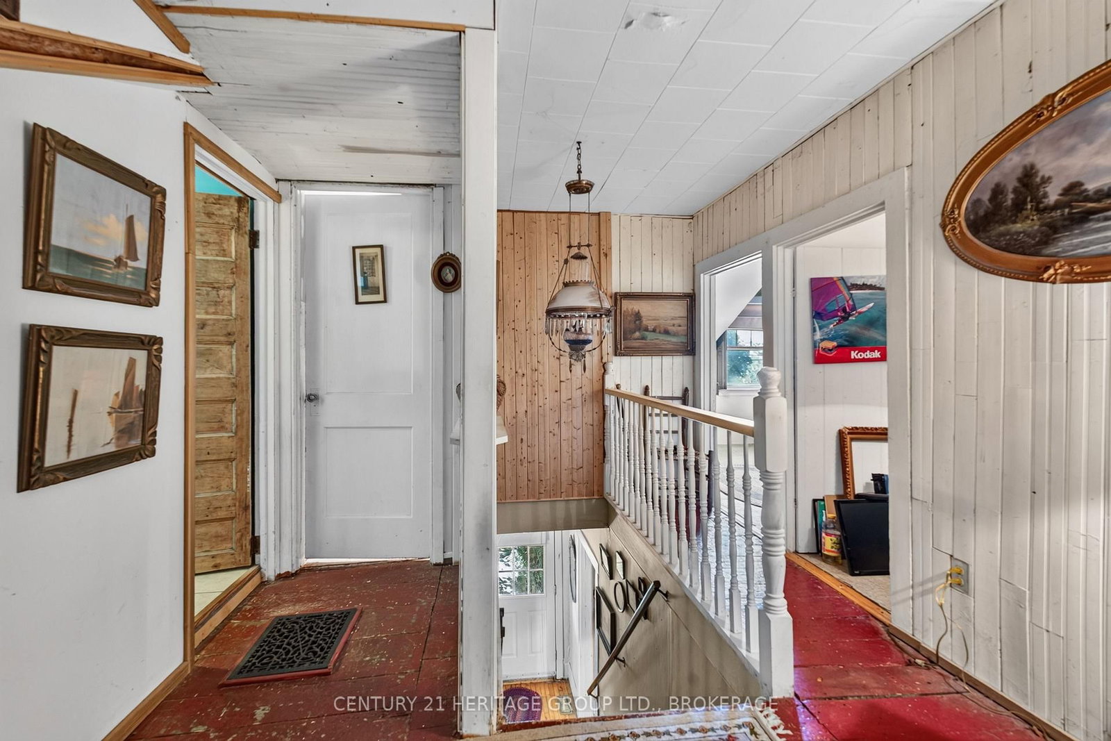 438 Main Street • Bath, ON photo 21