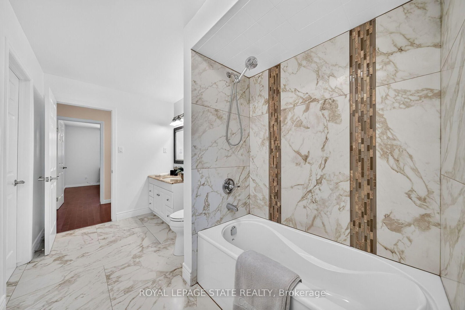31 Gilcrest Street • Hamilton, ON photo 12