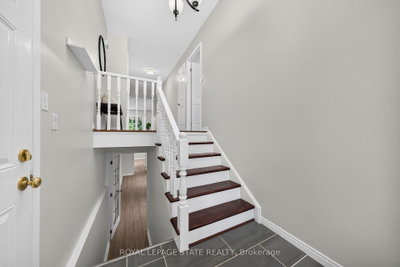 31 Gilcrest Street • Hamilton, ON photo 4