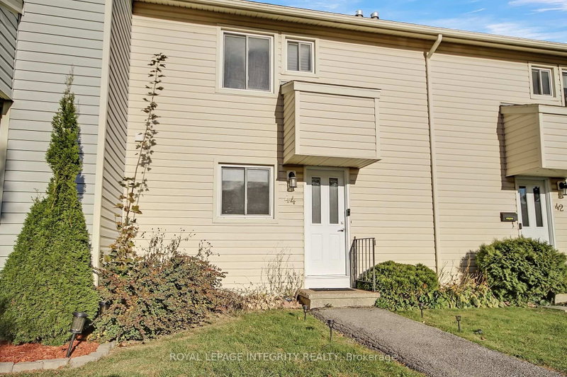 29 - 44 Thistledown Court