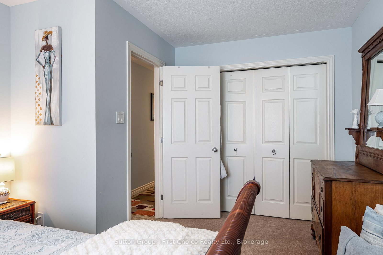 25 Trinity Street • Stratford, ON photo 23