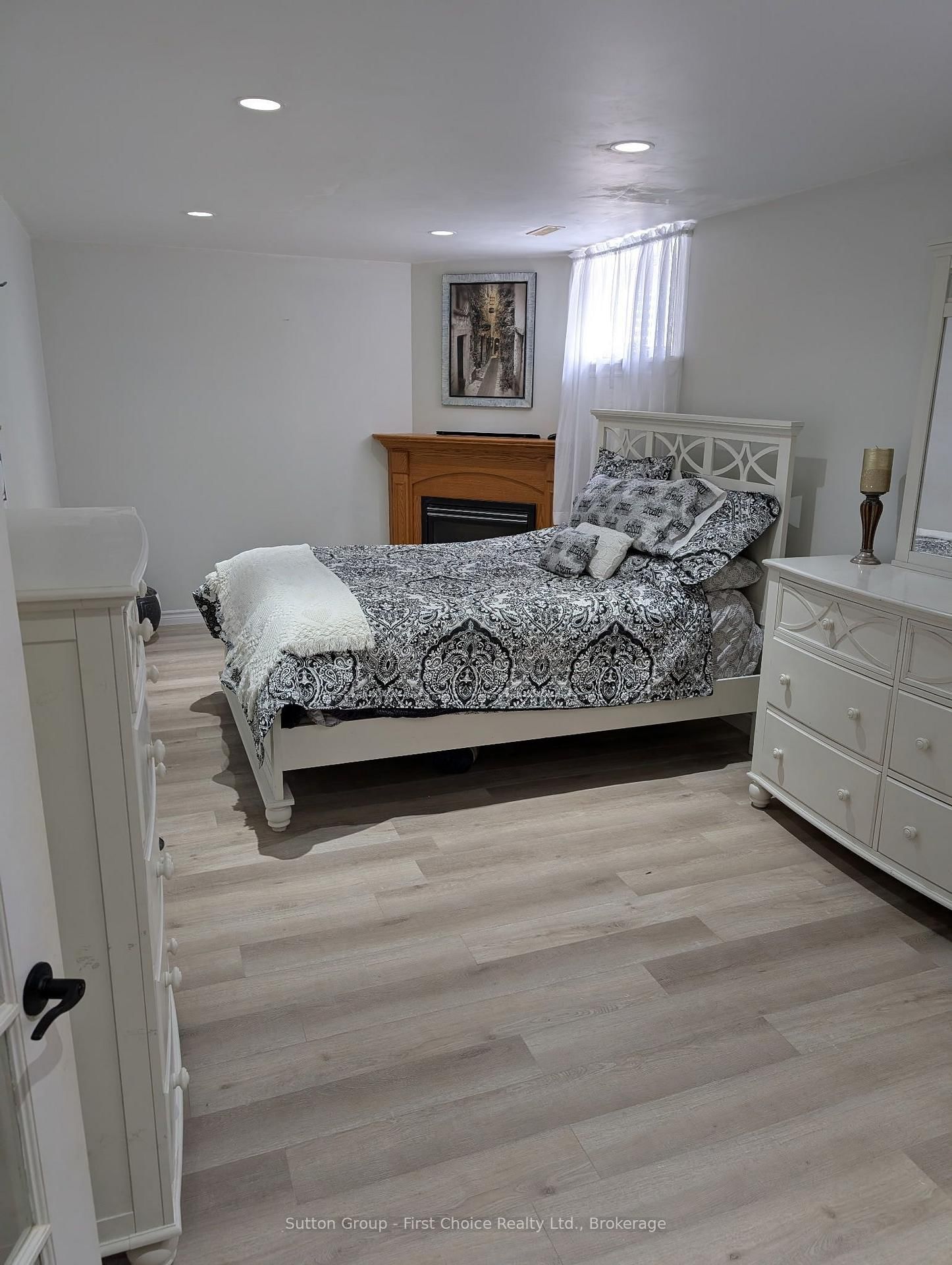 25 Trinity Street • Stratford, ON photo 32