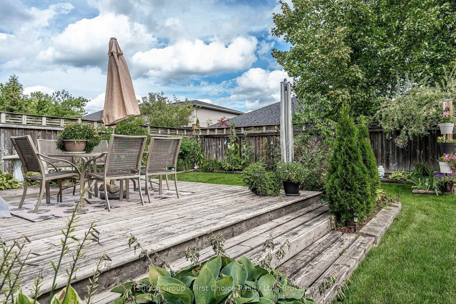 25 Trinity Street • Stratford, ON photo 39