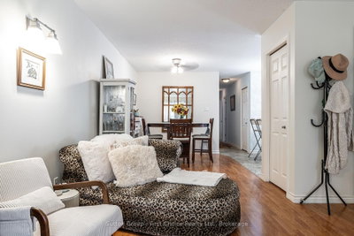 25 Trinity Street • Stratford, ON photo 6
