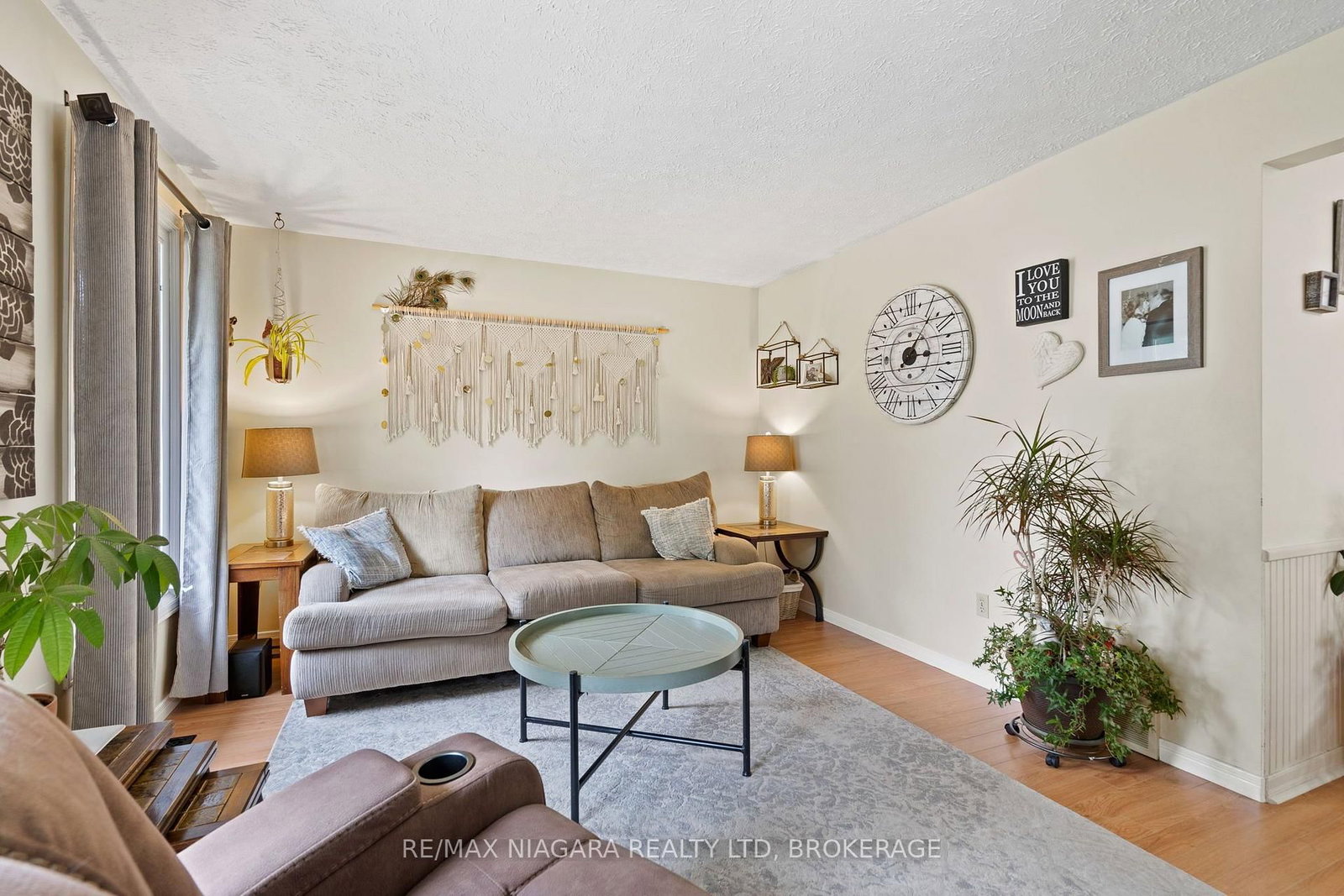 7803 Salisbury Place • Niagara Falls, ON photo 6