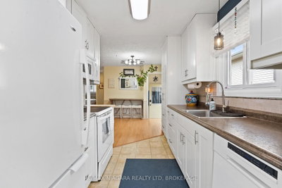7803 Salisbury Place • Niagara Falls, ON photo 8