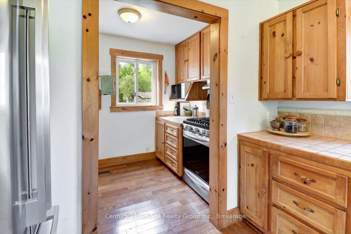 33740 Hwy 62 Highway • Maynooth, ON photo 25
