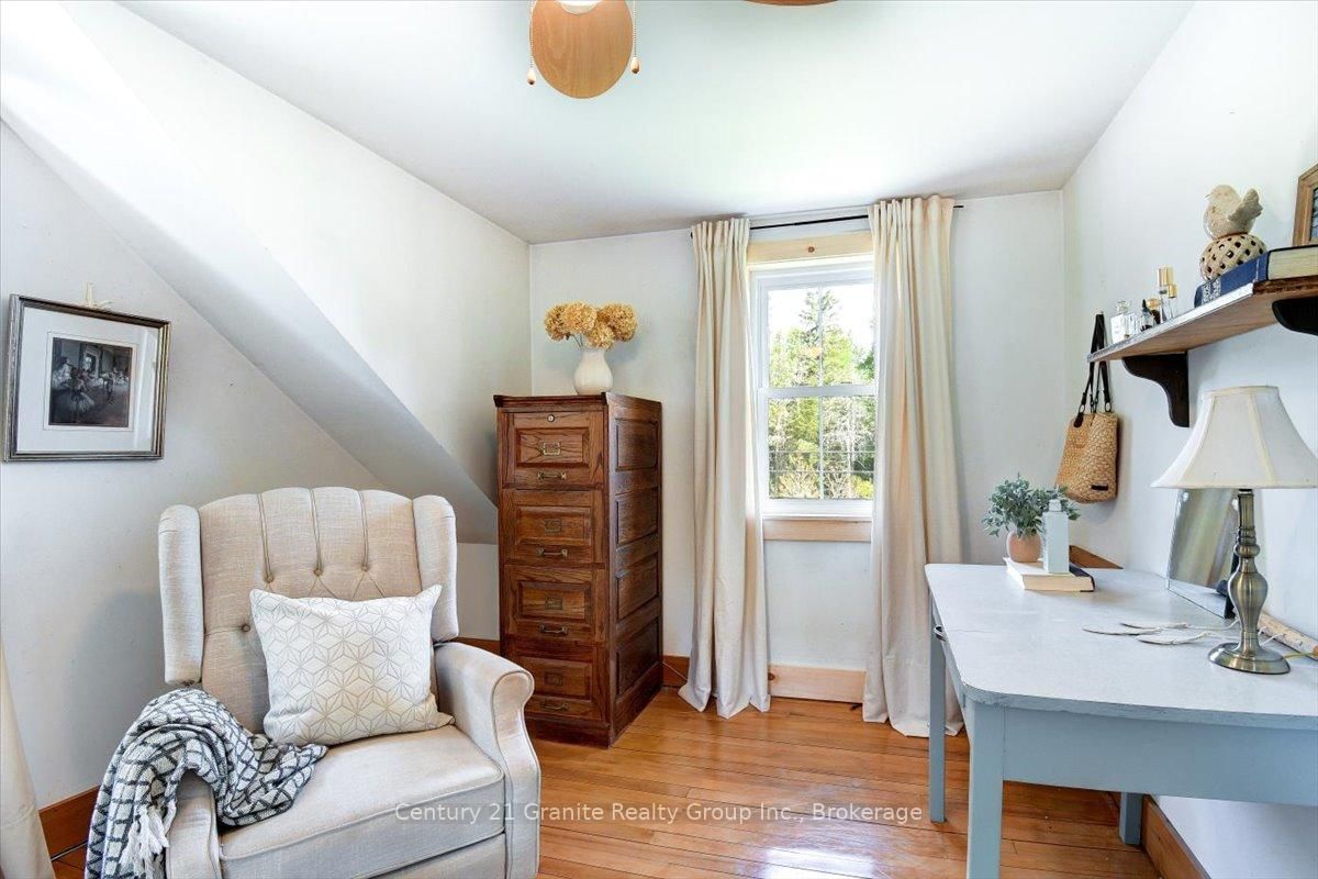 33740 Hwy 62 Highway • Maynooth, ON photo 33
