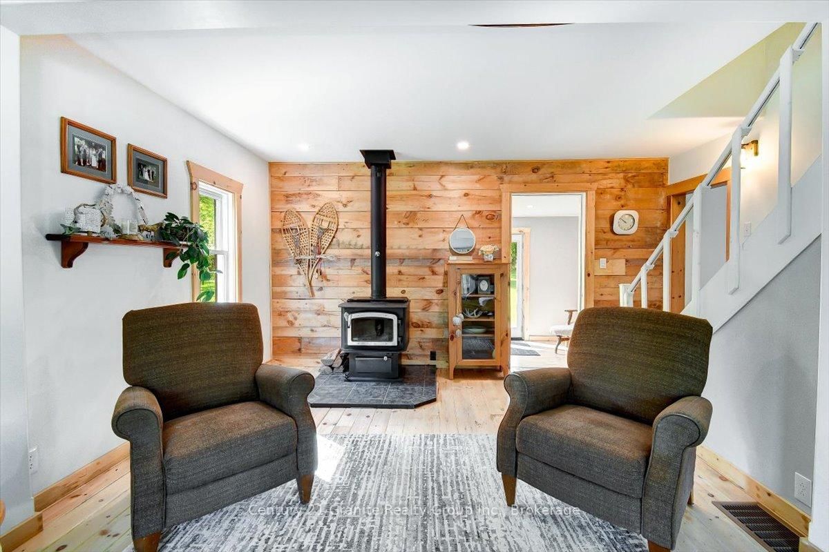 33740 Hwy 62 Highway • Maynooth, ON photo 8