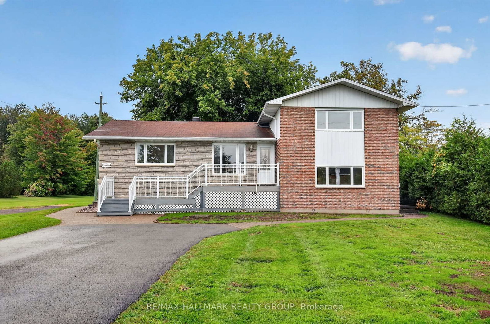 Detached House for sale at 3649 Navan Road, Ottawa, Ontario, K4B 1H9 - Mer Bleue/Bradley Estates/Anderson Park - MLS: X13773450