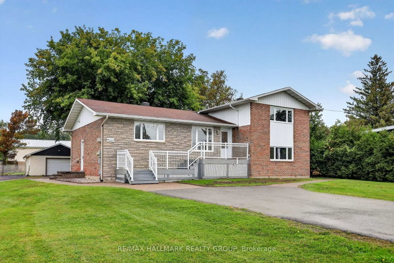 3649 Navan Road